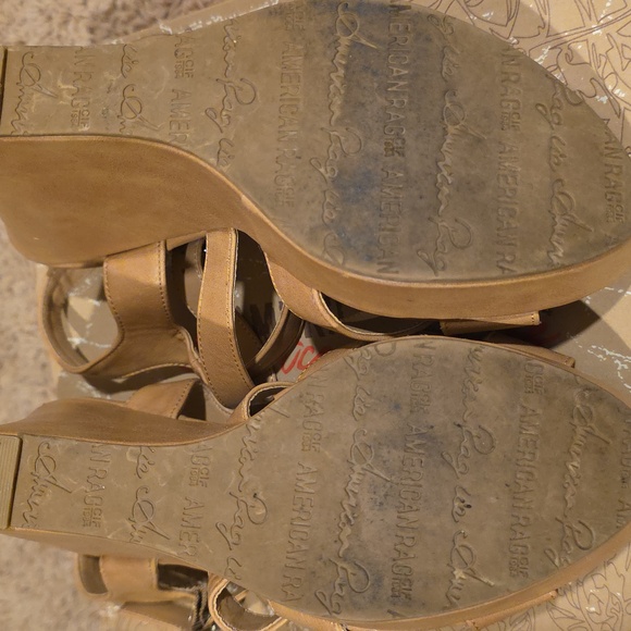 American Rag Rachey wedge sandals - Picture 6 of 7